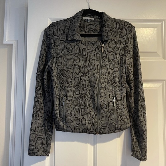 Lemon tart snake print Moto jacket. Sz l - Picture 4 of 9